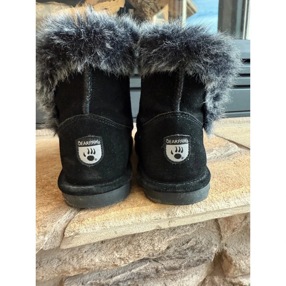 Bearpaw Helaina Youth Size 5 Black Cow Suede‎ Wool Blend Liner Warm Winter Boots